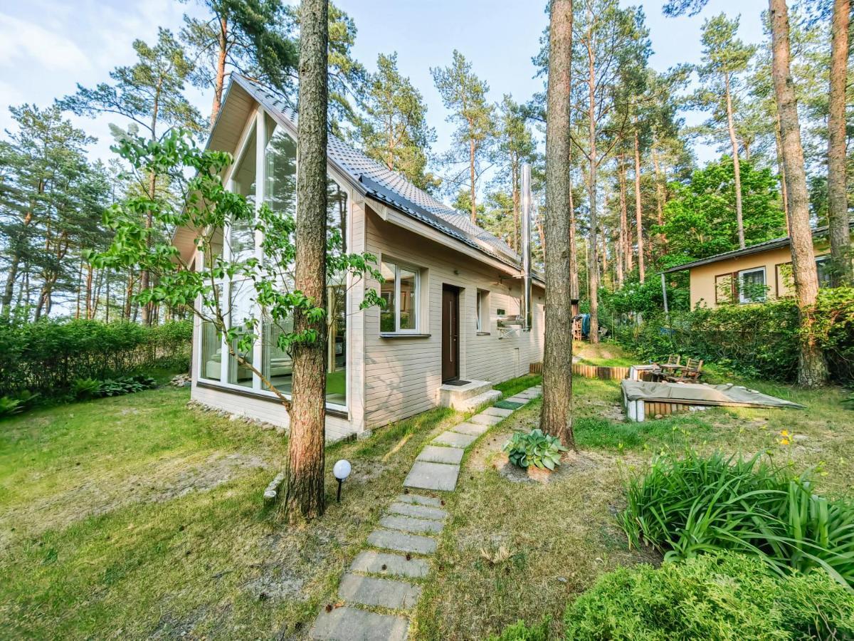 River Bank Vacation Home Jūrkalne Exteriér fotografie