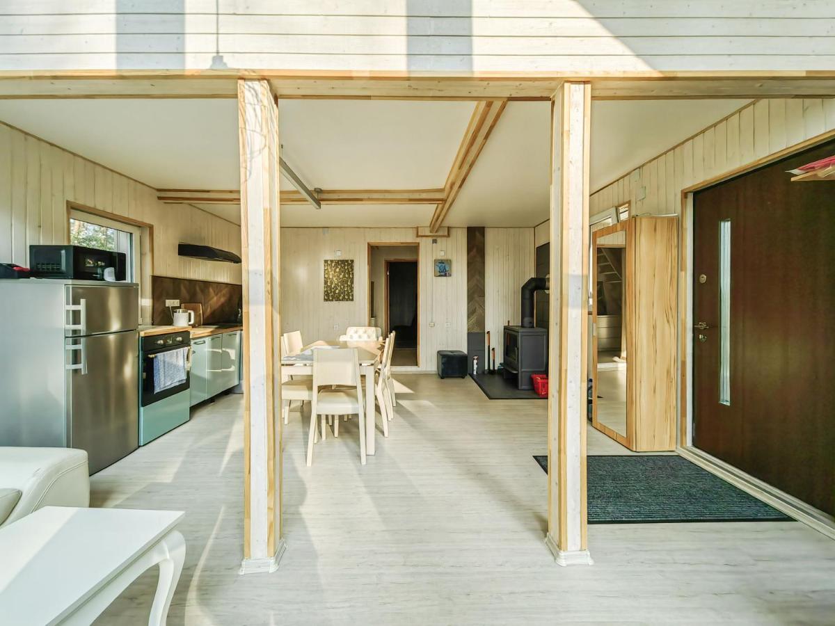 River Bank Vacation Home Jūrkalne Exteriér fotografie